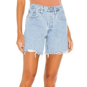 Levi’s 501 Mid Thigh Short in Luxor Capital on Revolve